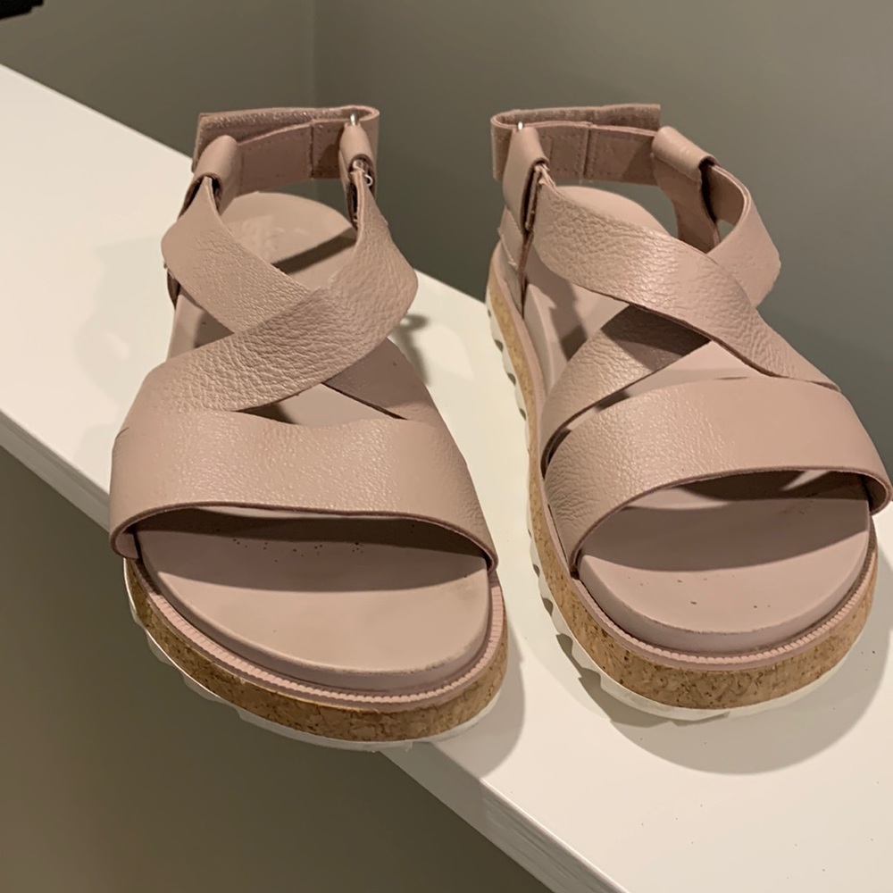 Sorel Criss Cross Sandal